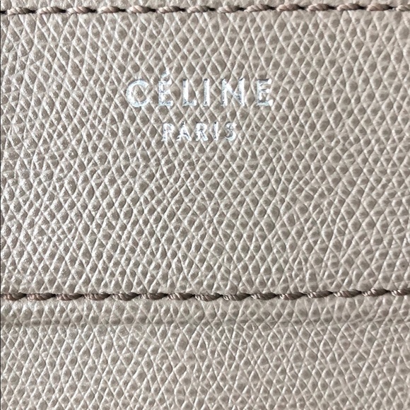 Celine Medium Phantom Tote - Picture 2 of 8